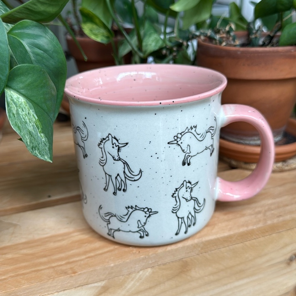Meritage Speckled 22oz Pink Unicorn Mug